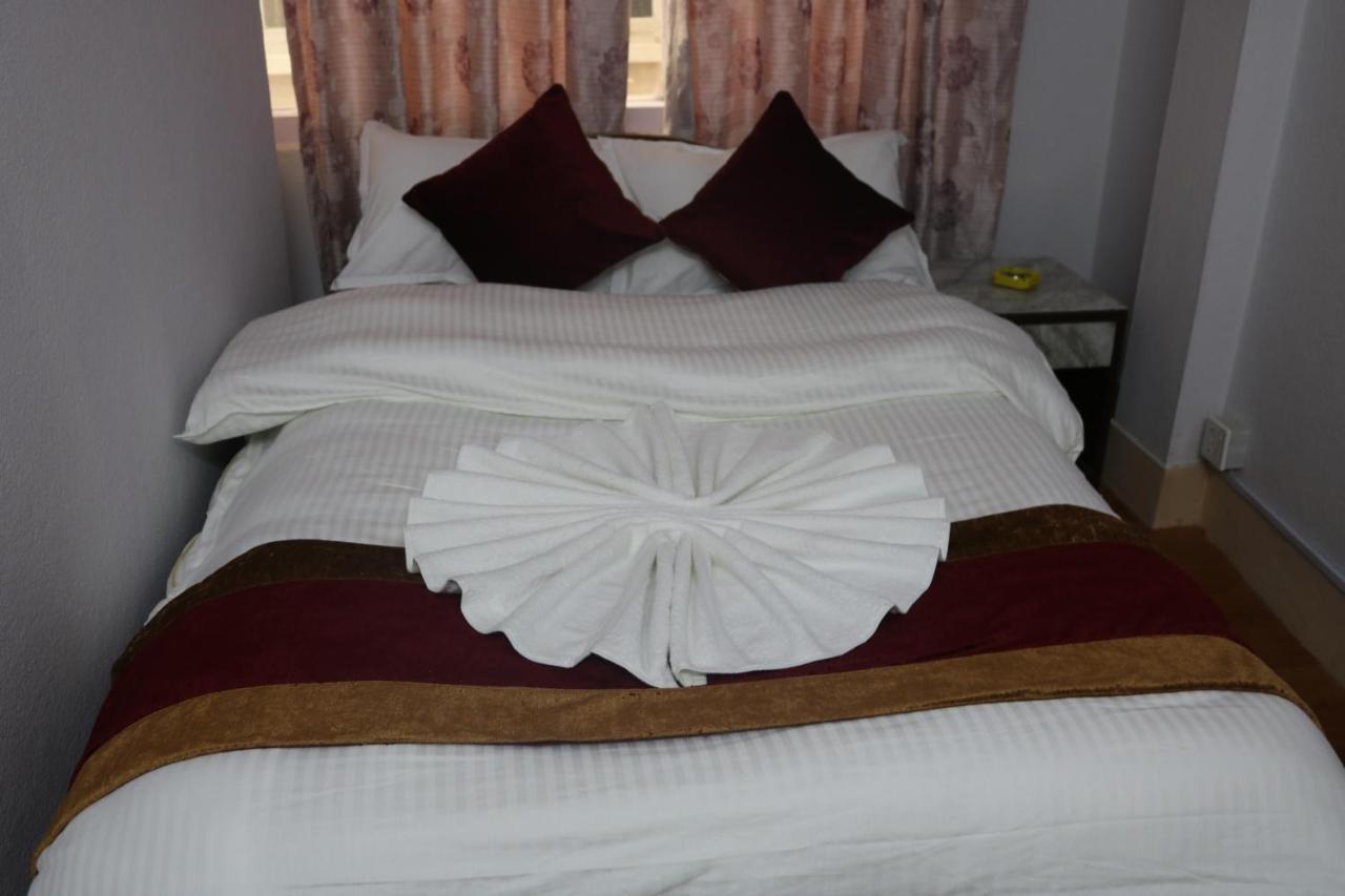 Om Tara Guest House Pvt Ltd Katmandu Zewnętrze zdjęcie