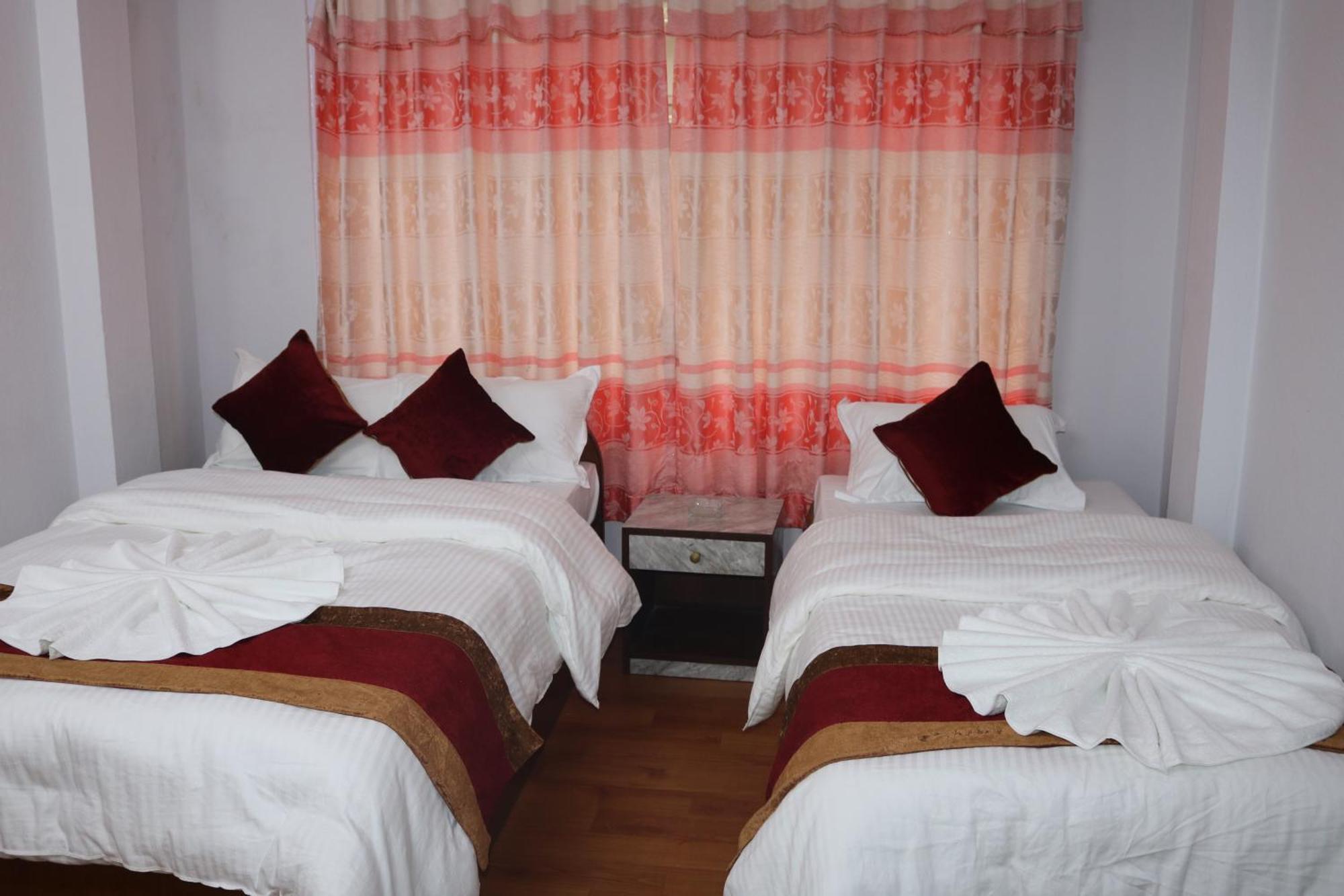 Om Tara Guest House Pvt Ltd Katmandu Zewnętrze zdjęcie