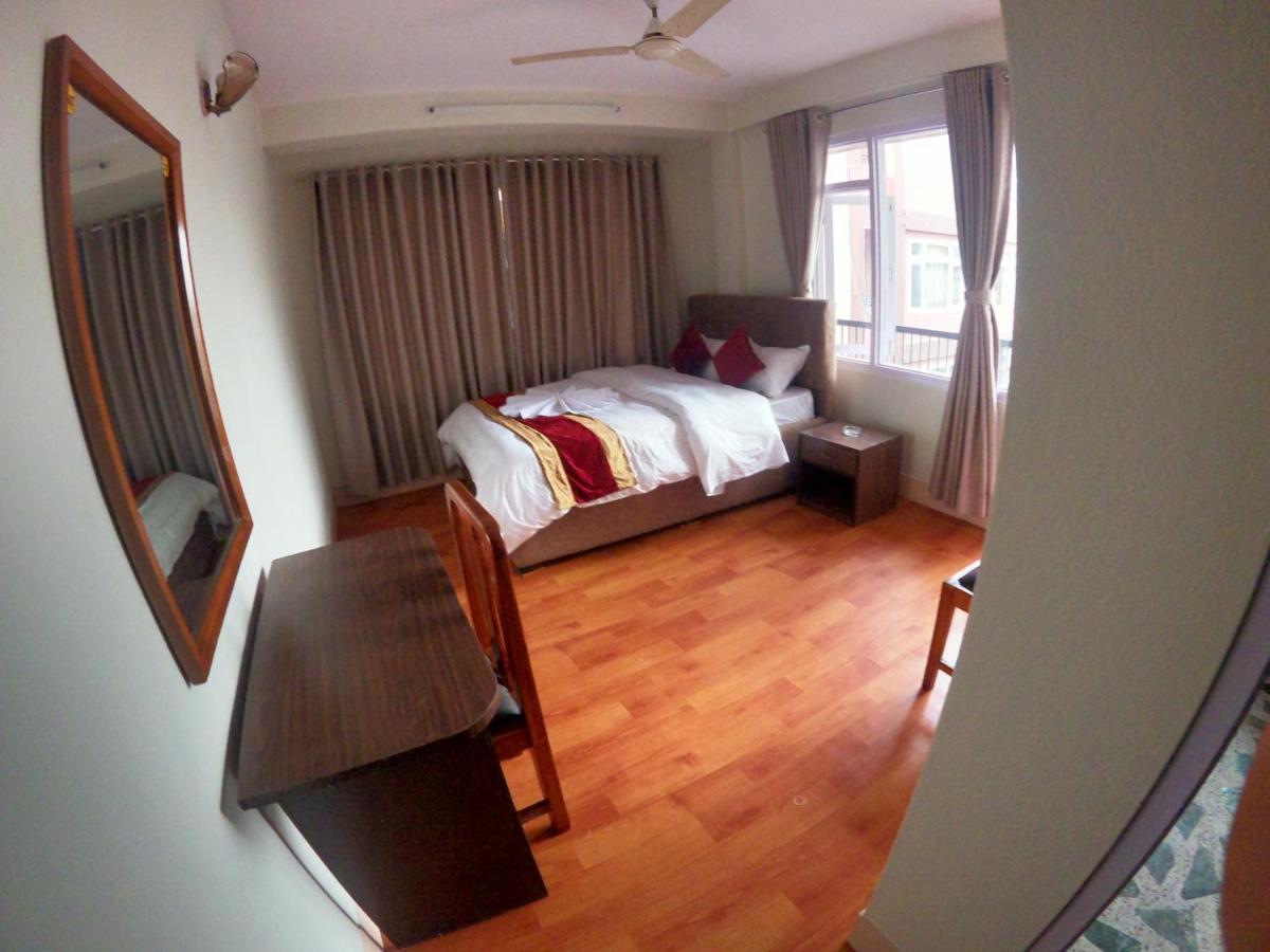 Om Tara Guest House Pvt Ltd Katmandu Zewnętrze zdjęcie