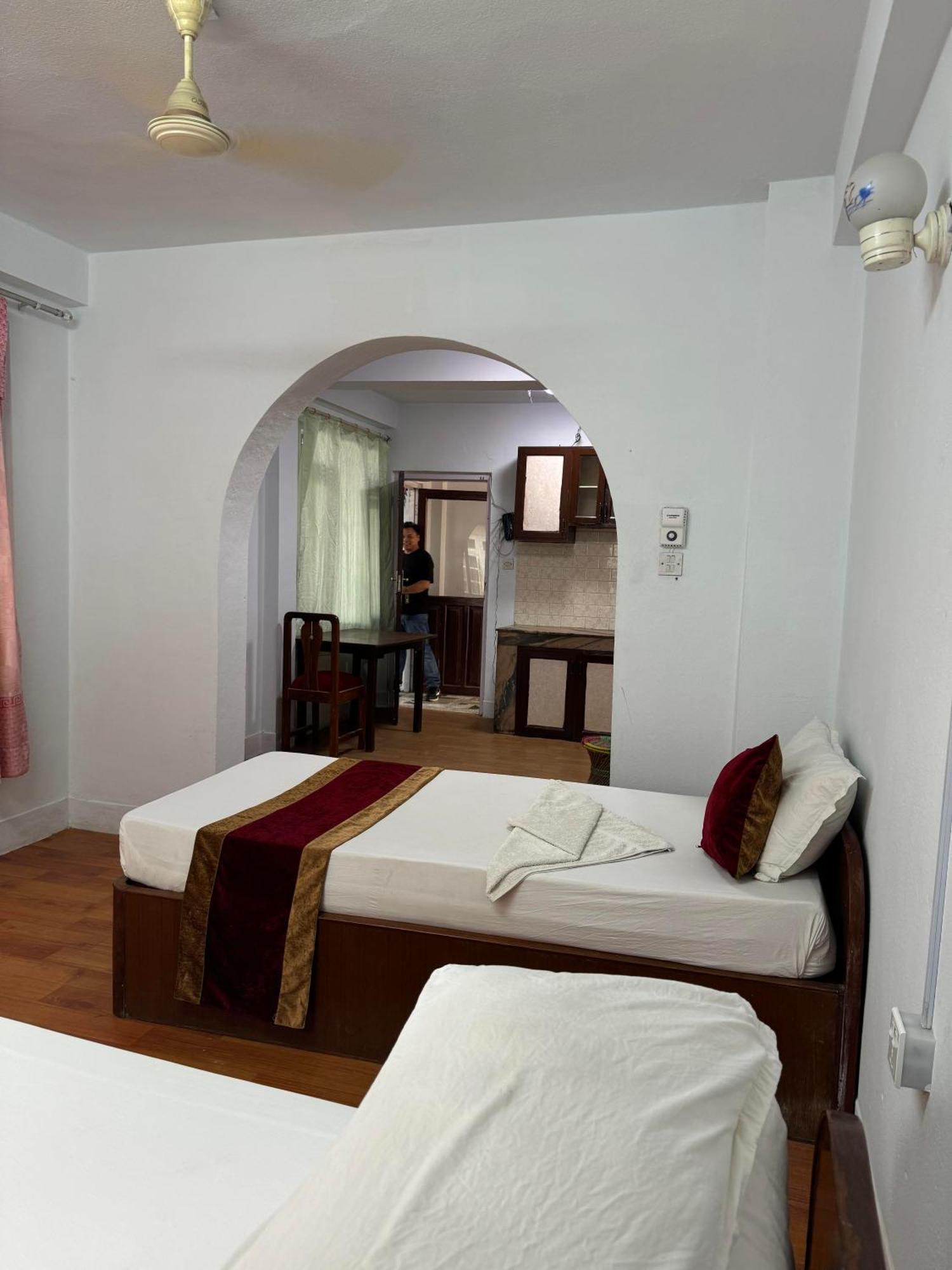 Om Tara Guest House Pvt Ltd Katmandu Zewnętrze zdjęcie